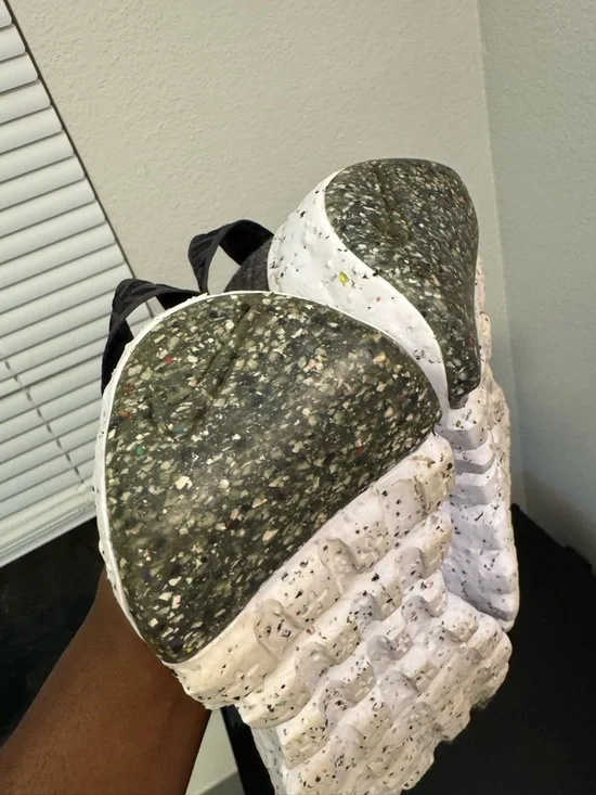 Nike Space Hippie 04 Gray Athletic Sneakers - Picture 10 of 11